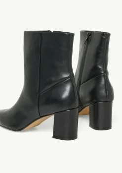 Absatz-Stiefelette aus Glattleder-Comma New