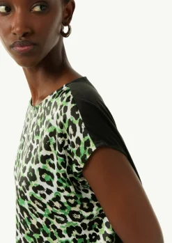 Blusenshirt im Fabricmix mit Leo-Muster-Comma New