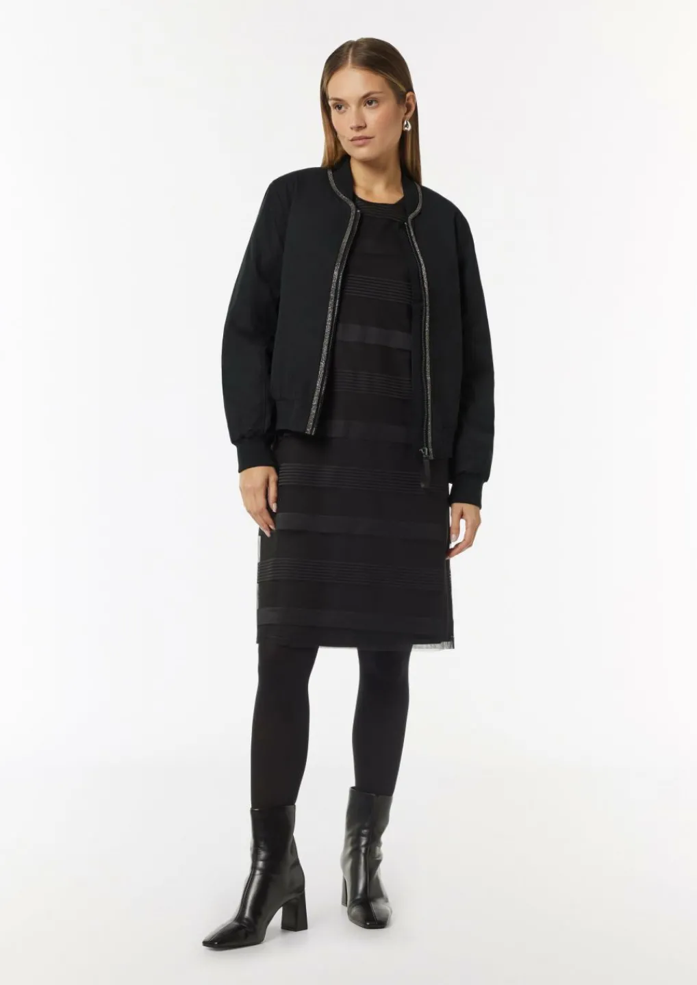 Bomberjacke mit Schmuckdetails und Crew Neck-Comma Online
