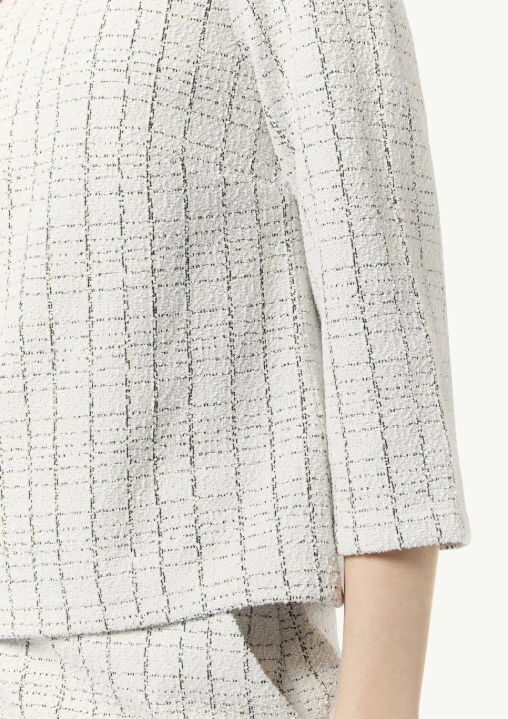Bouclé-Jerseyshirt mit Metallic-Garn-Comma Online
