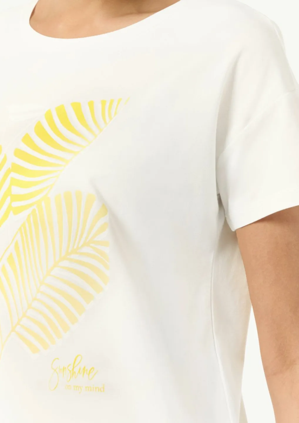 Boxy-T-Shirt aus Modalmix mit Frontprint-Comma Discount