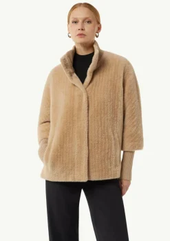 Cape aus Teddyplüsch mit Strickdetails-Comma Best