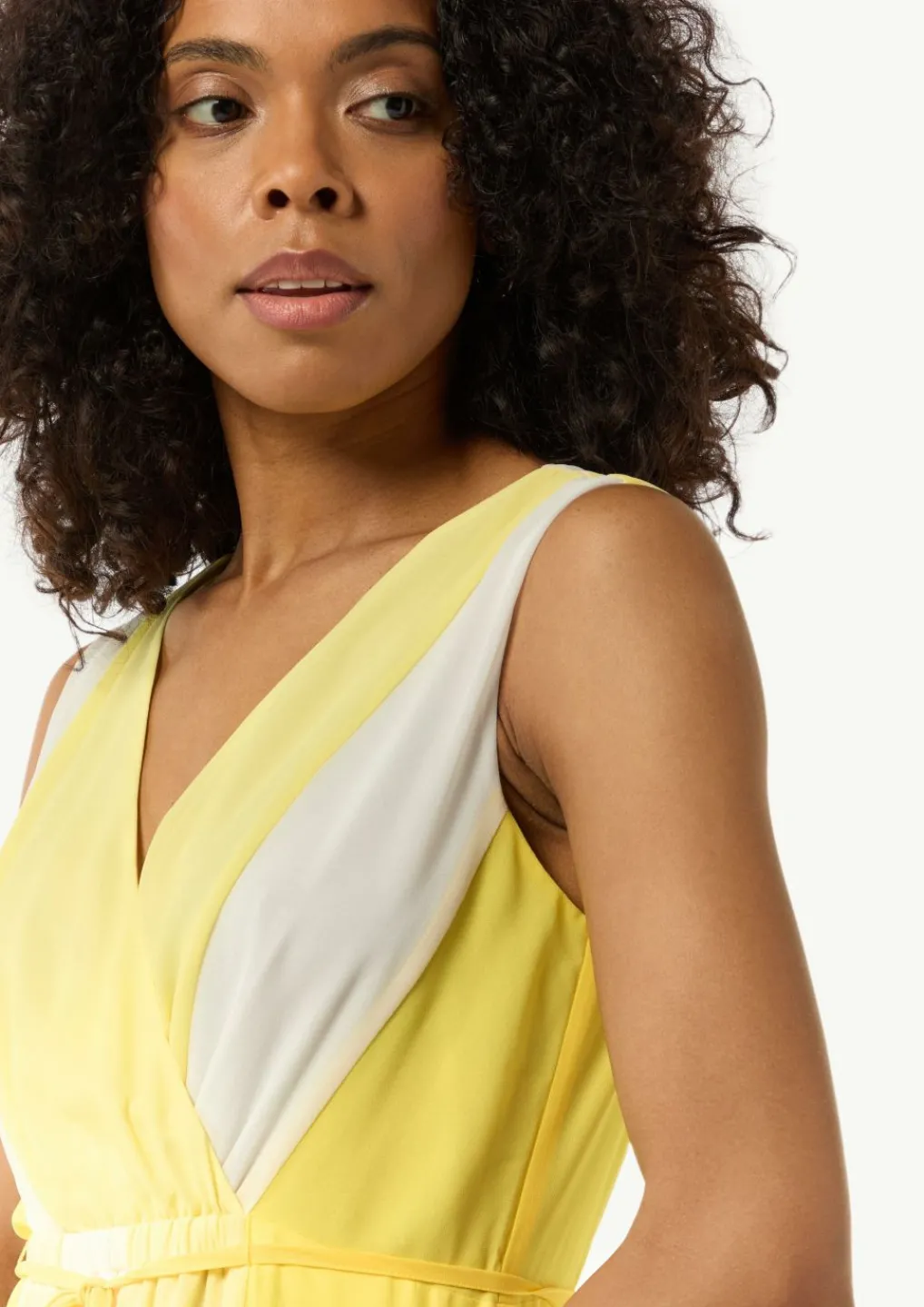 Chiffon-Kleid mit elastischer Taille und Bindeband-Comma Outlet