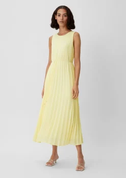 Chiffonkleid mit Plisseefalten-Comma Fashion