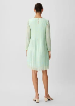 Chiffonkleid mit Plisseefalten-Comma Best
