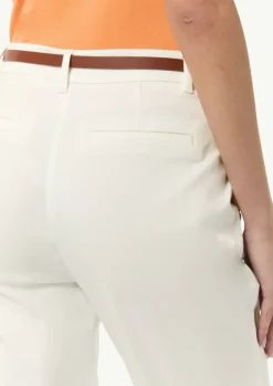 Chino mit integriertem Gürtel-Comma Hot