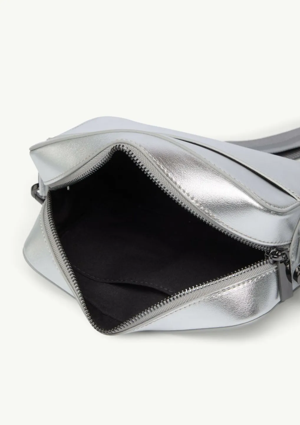 Crossbody-Bag aus Rindsleder-Comma New