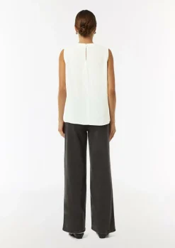 Crêpe-Top mit Faltendetail-Comma Hot