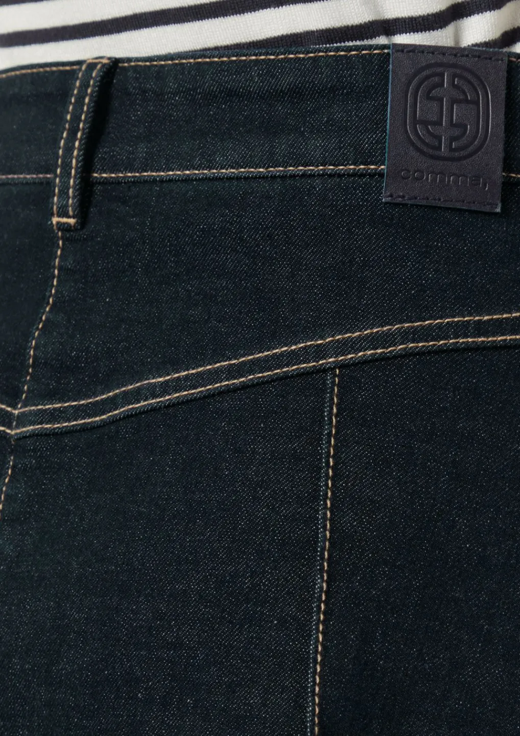 Denim-Rock mit nahtfeinen Taschen-Comma New