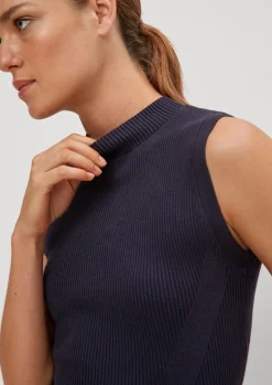 Feinstricktop aus Viskosemix-Comma Hot