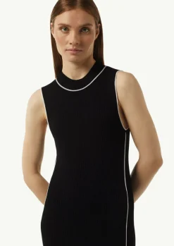 Figurbetontes Rippstrickkleid mit Kontrastdetails-Comma Outlet