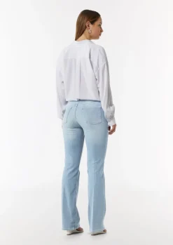 Flared Leg-Jeans mit Bügelfalten-Comma Online
