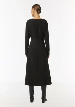 Fließendes Crepe-Kleid mit V-Ausschnitt-Comma Sale