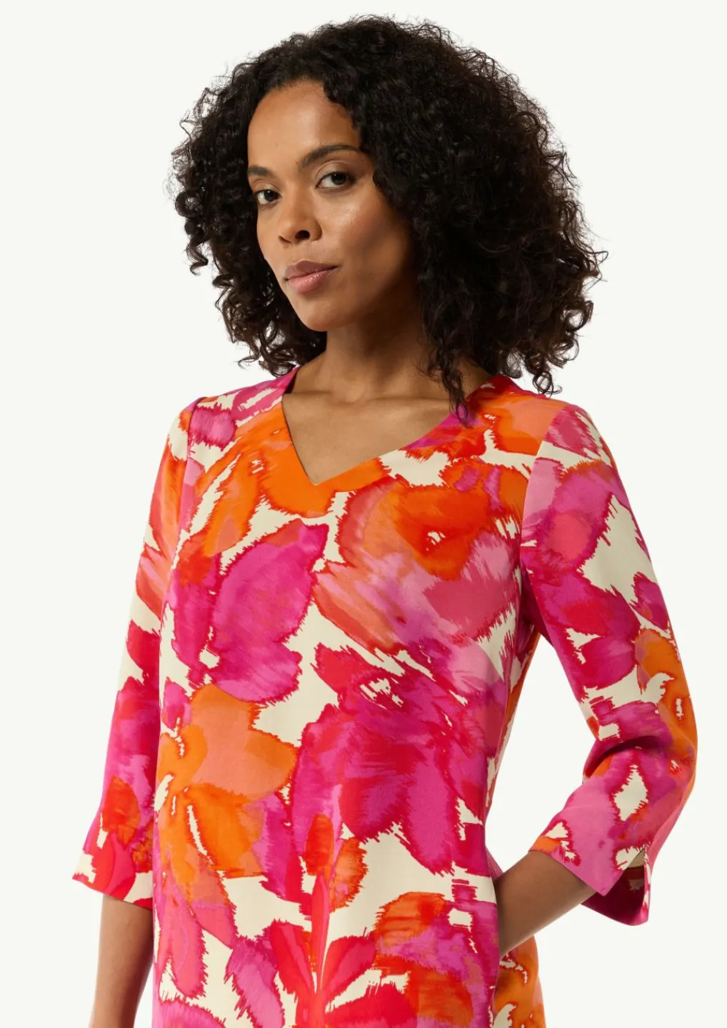 Gemustertes Kleid aus Crêpe-Comma Sale
