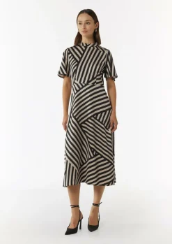 Gemustertes Midikleid aus Satin-Comma New