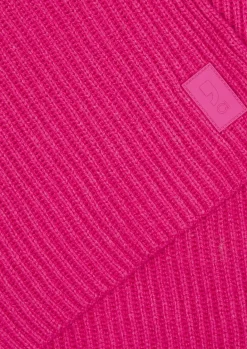 Gerippter Schal mit Label-Patch aus Wollmix-Comma New