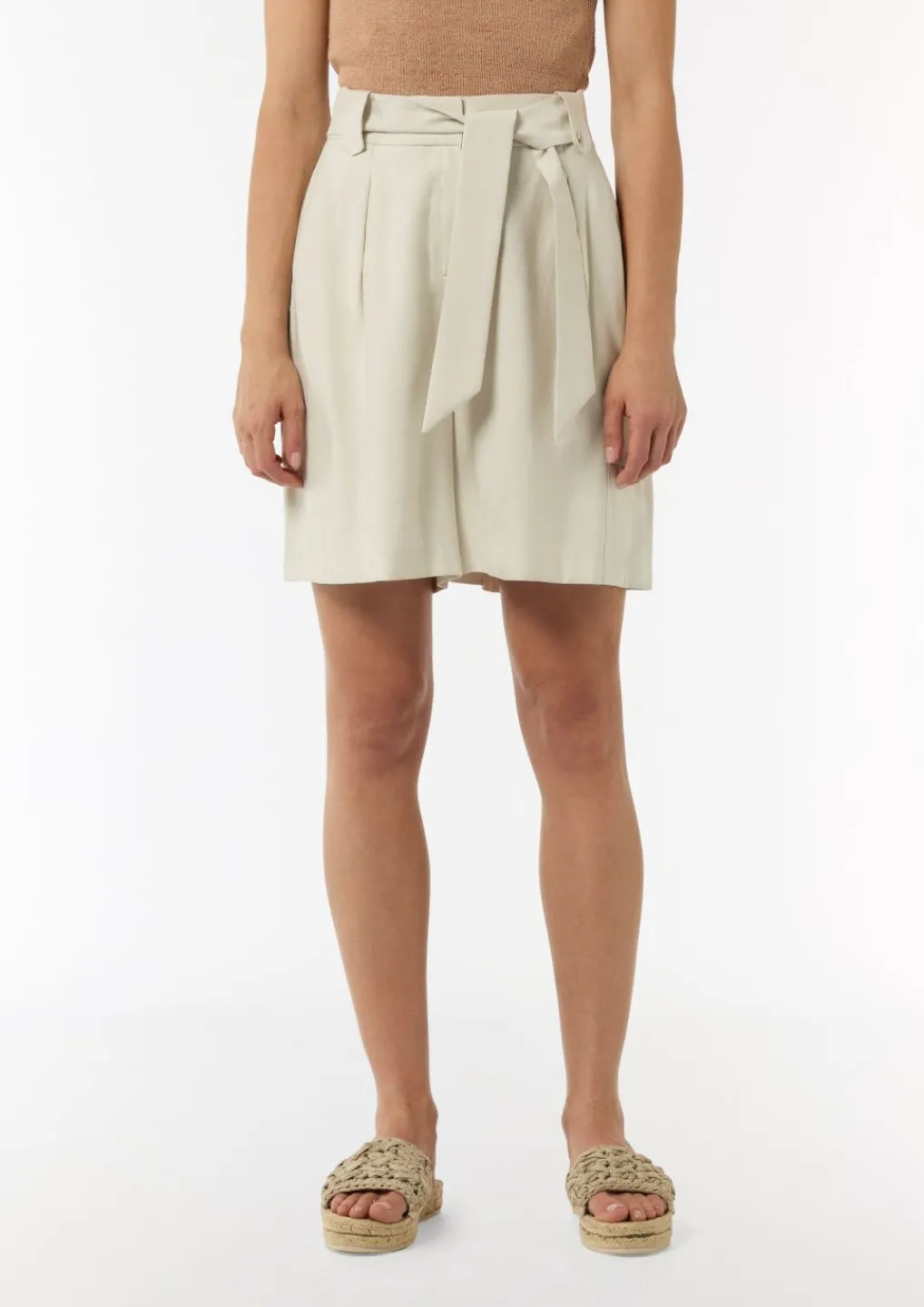 High Waist-Shorts mit Cargotasche-Comma Fashion