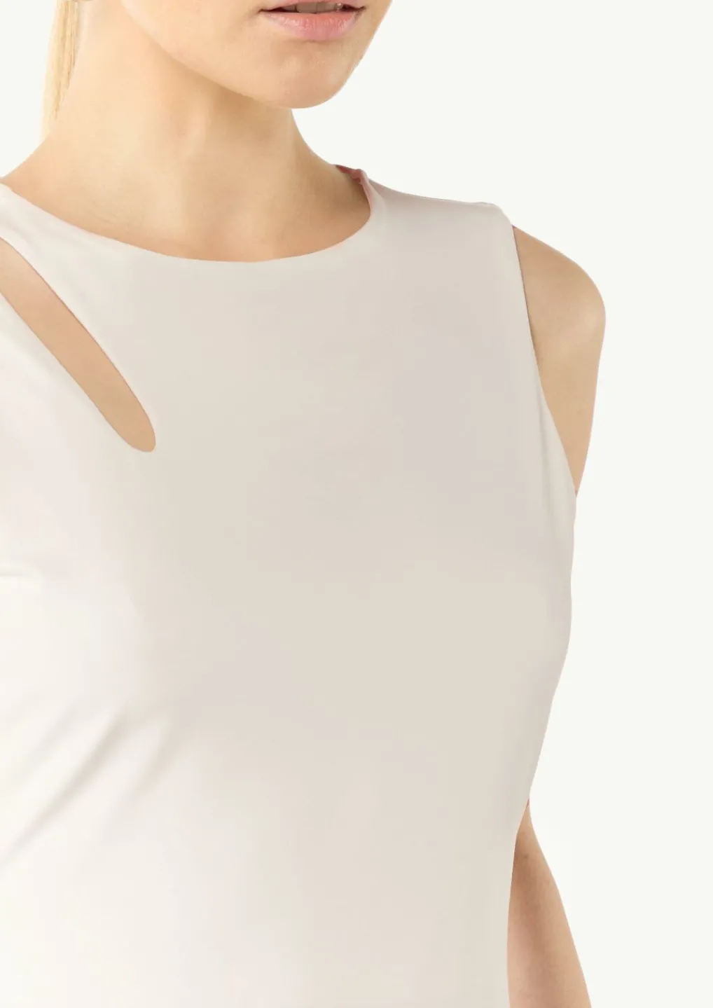 Jersey-Top mit Cut-Out an der Schulterpartie-Comma Fashion