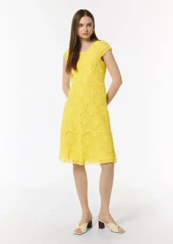 Kleid aus Spitze mit Rundhalsausschnitt-Comma Fashion