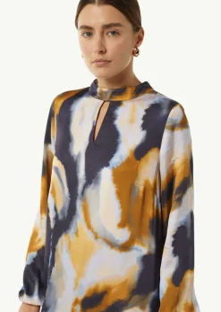 Kleid mit All-over-Print und Cut-out am Ausschnitt-Comma Fashion