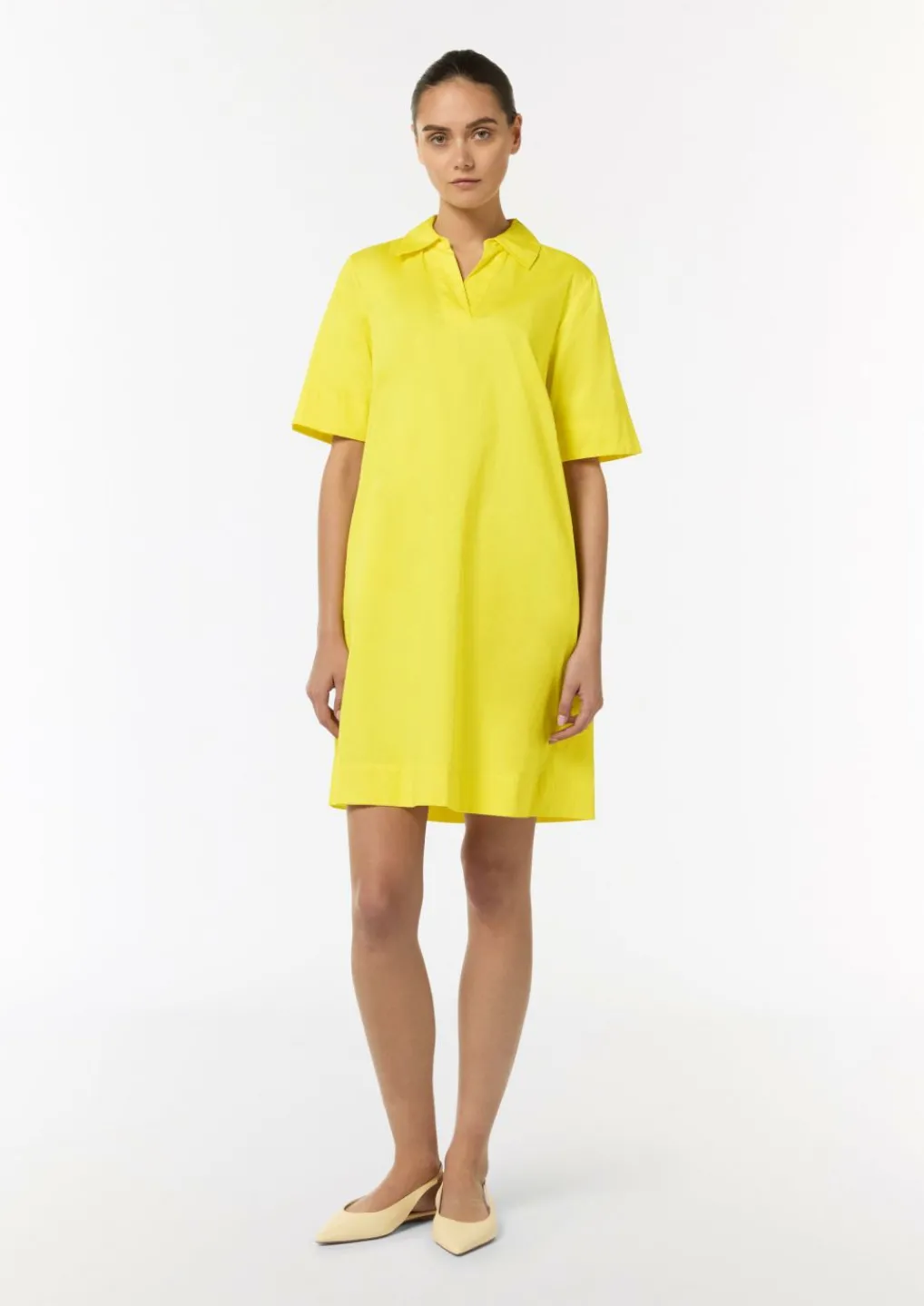 Kleid mit Tunika-Ausschnitt und Hemdkragen-Comma Outlet