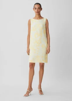 Kurzes Kleid aus Crêpe-Comma Fashion
