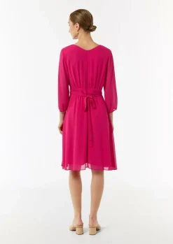 Kurzes Kleid mit Bindegürtel-Comma Online