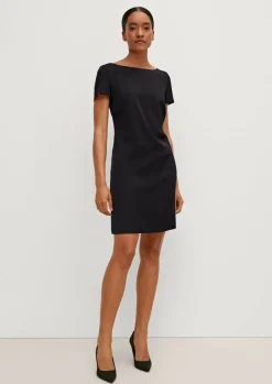 Kurzes Kleid mit U-Boot-Ausschnitt-Comma Hot