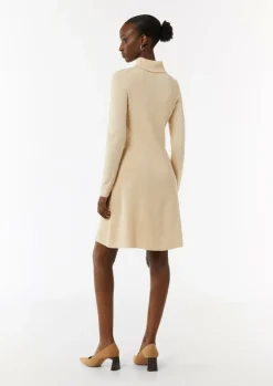 Kurzes Rippstrickkleid mit Turtleneck-Comma Sale