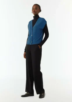 Kurze Strickjacke mit V-Ausschnitt-Comma New