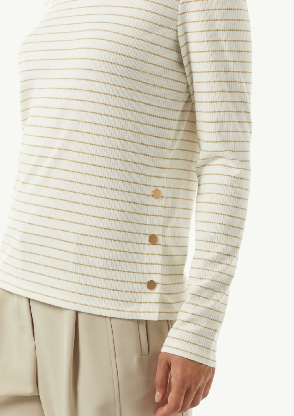 Langarmshirt mit gestrickten Streifen aus Glitzergarn-Comma Fashion