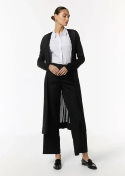 Lange Strickjacke mit Rippbündchen und seitlich geschlitztem Saum-Comma Fashion