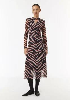 Langärmeliges Kleid mit Stehkragen-Comma Best