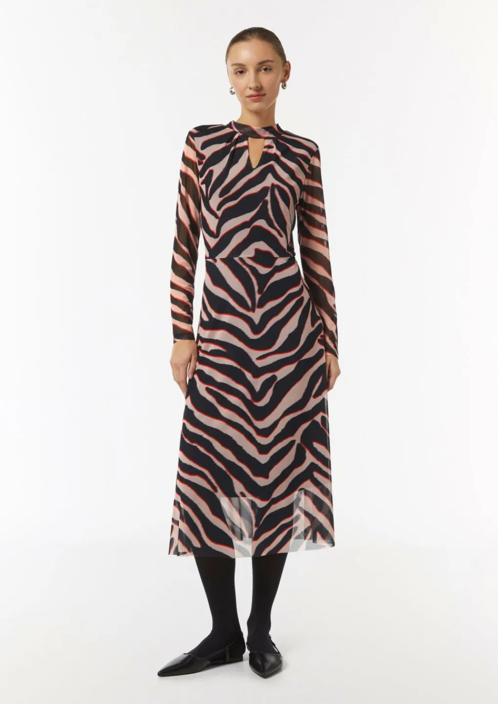 Langärmeliges Kleid mit Stehkragen-Comma Best