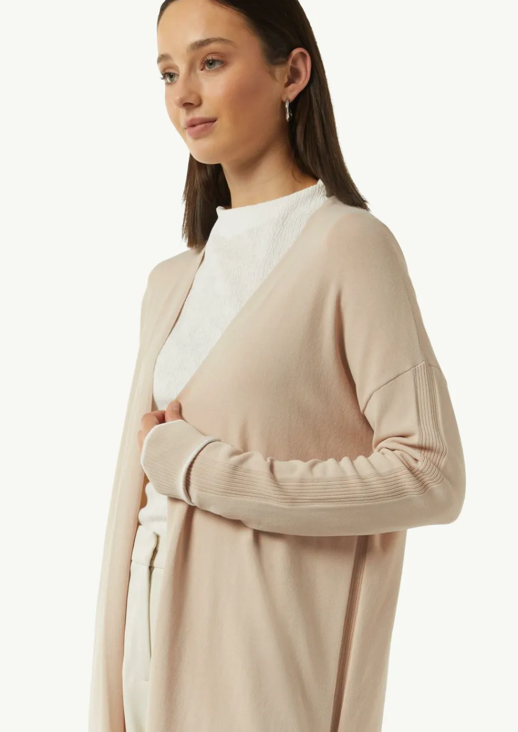 Long-Cardigan mit Kontrastdetails und seitlichen Schlitzen-Comma Online