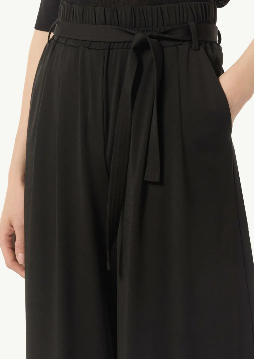 Loose: Stoffhose in Crop-Länge-Comma Clearance