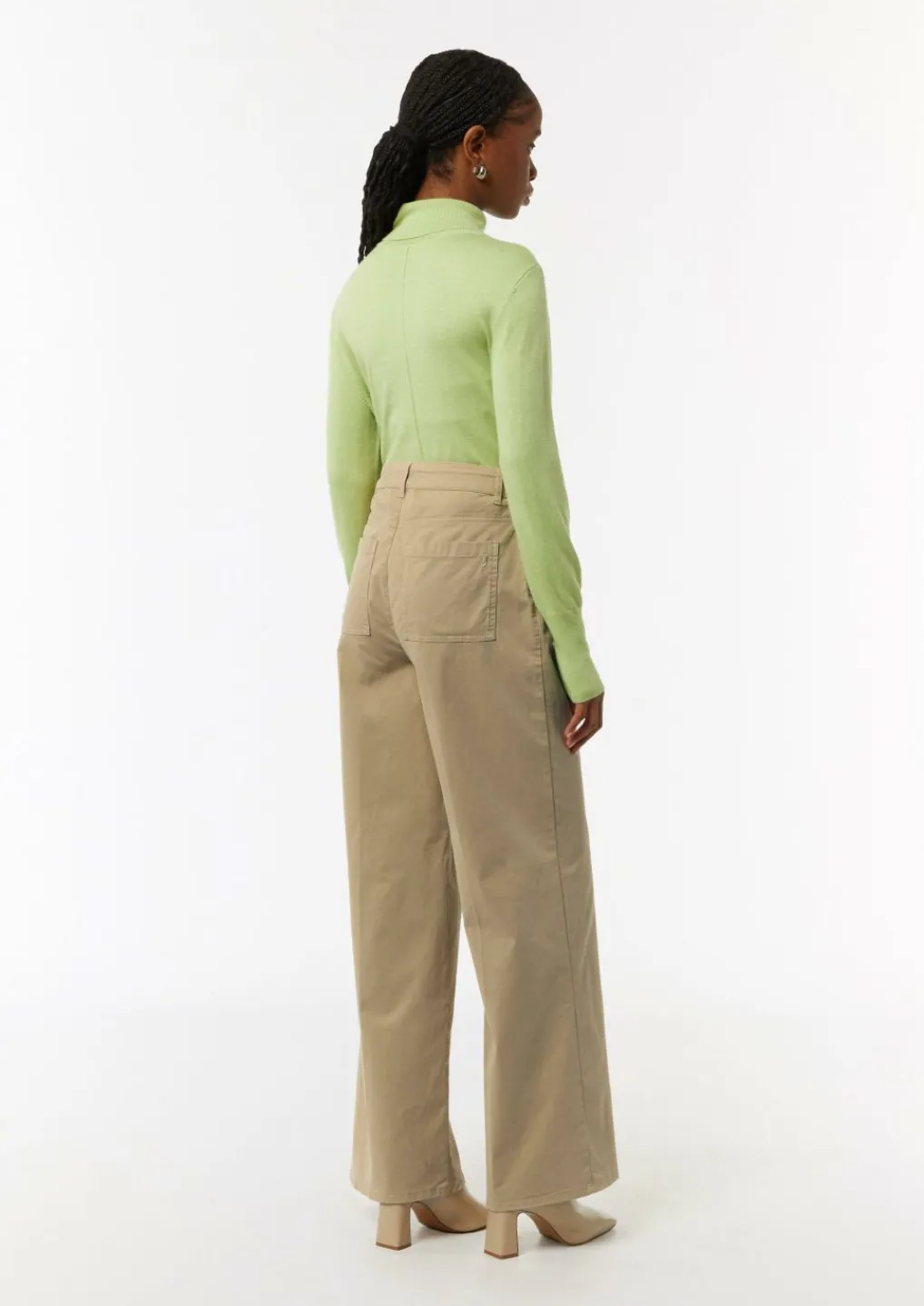 Loose: Twillhose mit weitem Bein-Comma Online