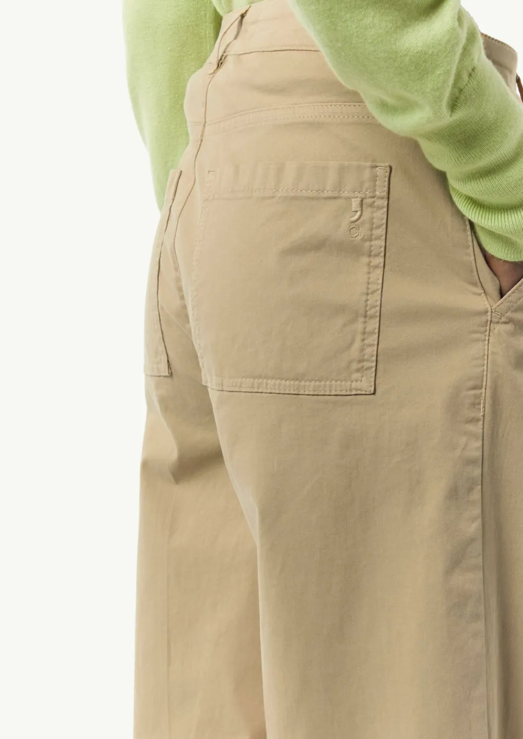 Loose: Twillhose mit weitem Bein-Comma Online