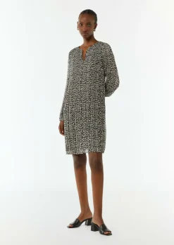 Plissiertes Chiffon-Kleid mit Leo-Print-Comma Hot