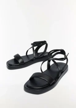 Riemchensandalen aus Leder-Comma New