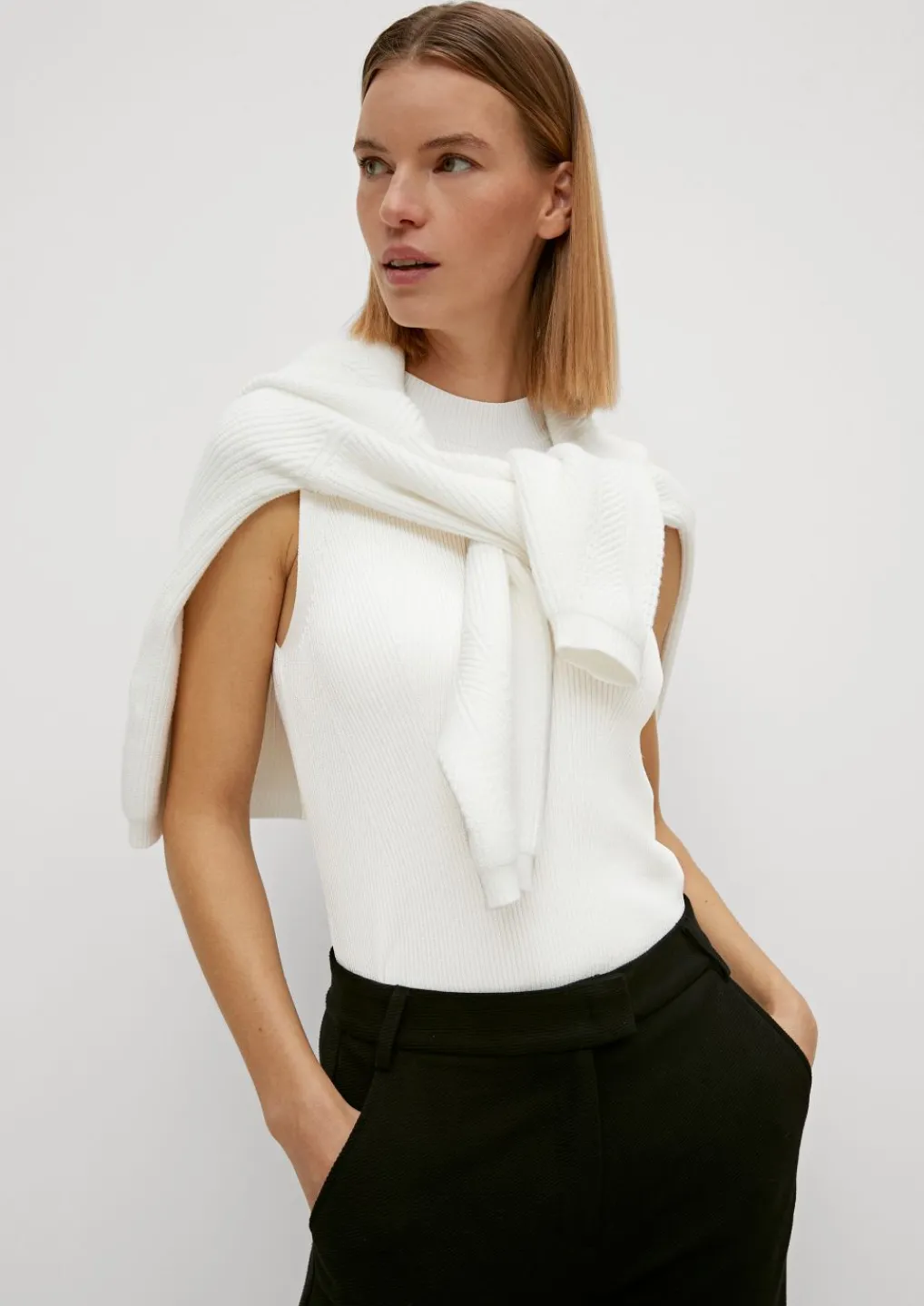 Ärmelloses Stricktop mit Rippstruktur-Comma Clearance