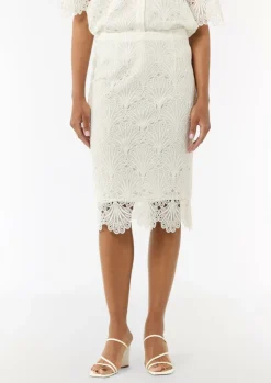 Rock mit Lochspitze im Slim Fit-Comma Clearance