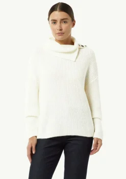 Rollkragenpullover mit Zierknöpfen-Comma Online