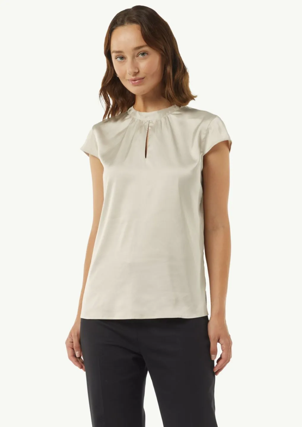 Satin-Bluse mit Cut-out-Detail am Ausschnitt-Comma Hot