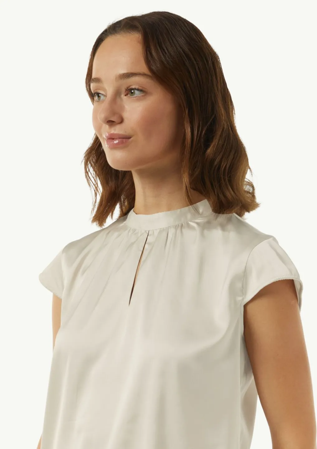 Satin-Bluse mit Cut-out-Detail am Ausschnitt-Comma Hot