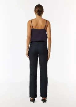 Satintop mit Spitzen-Details und verstellbaren Trägern-Comma Discount