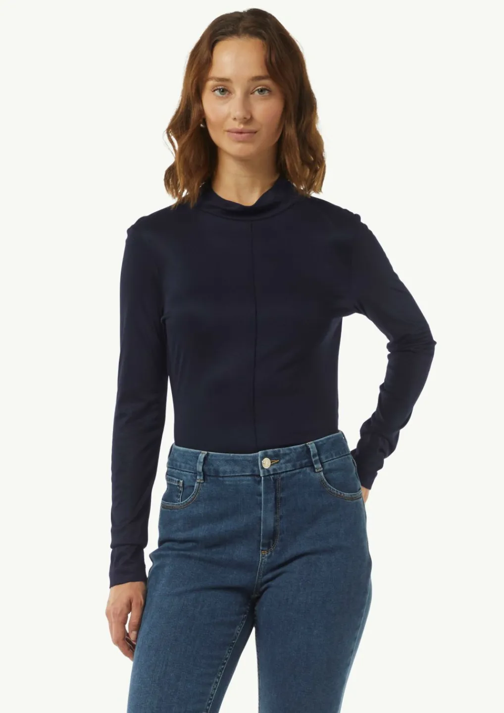 Schimmerndes Langarmshirt im Slim Fit-Comma Online