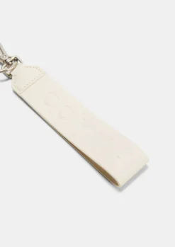 Schlüsselanhänger mit Logo-Schriftzug-Comma Sale