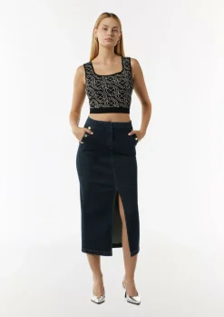 Schmal geschnittener Denimrock mit goldfarbenen Zierknöpfen-Comma Clearance