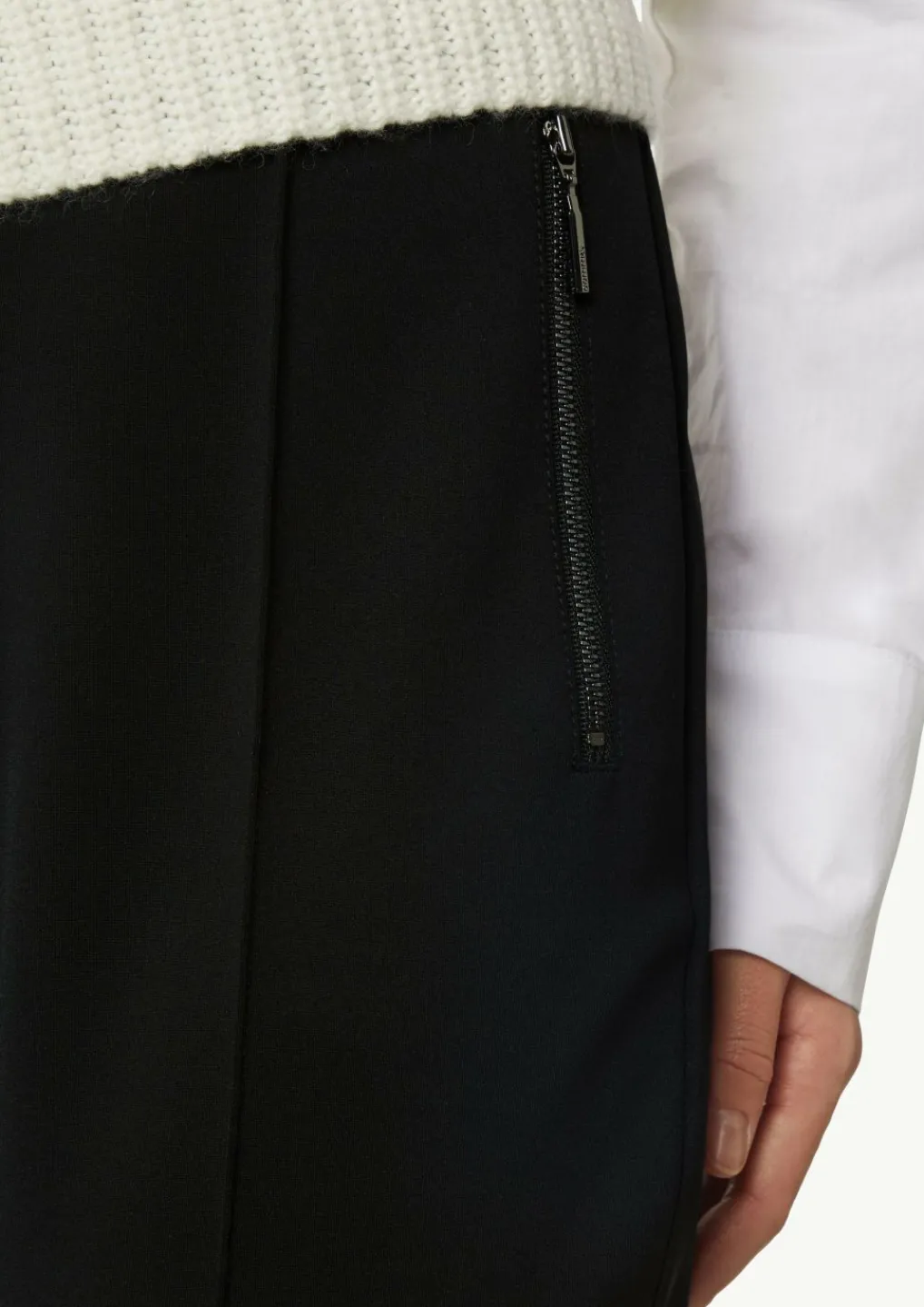 Scuba-Schlupfhose mit Gummiband in der Taille-Comma Fashion